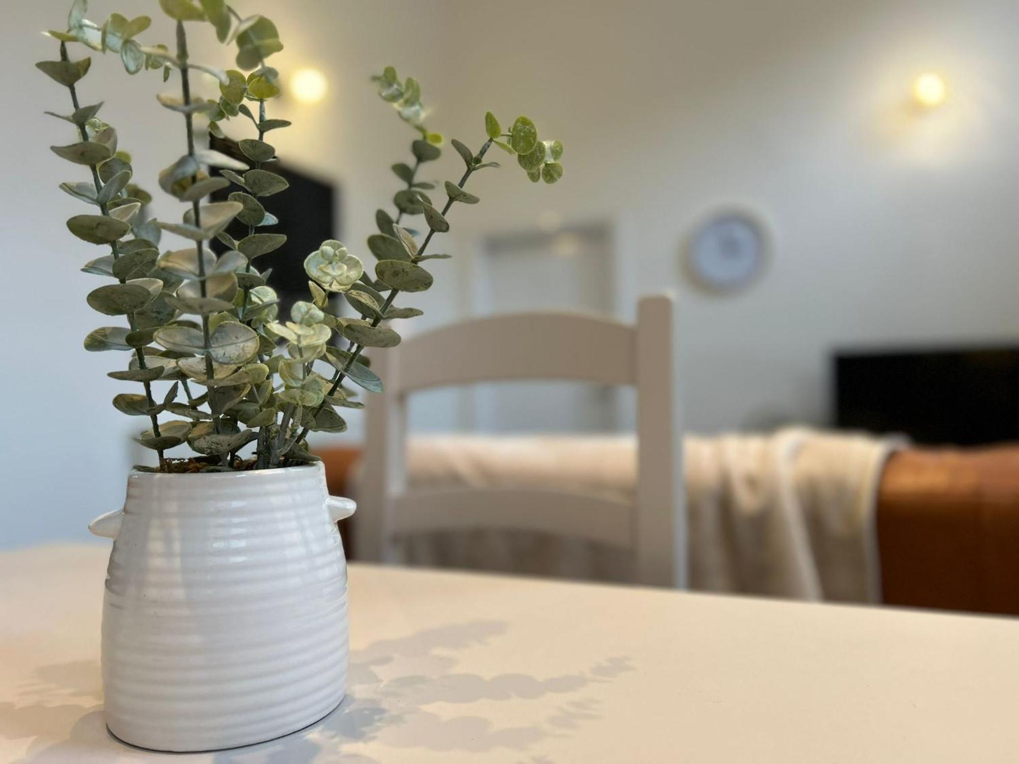 Whitchurch High Street Hideaway Bagian luar foto